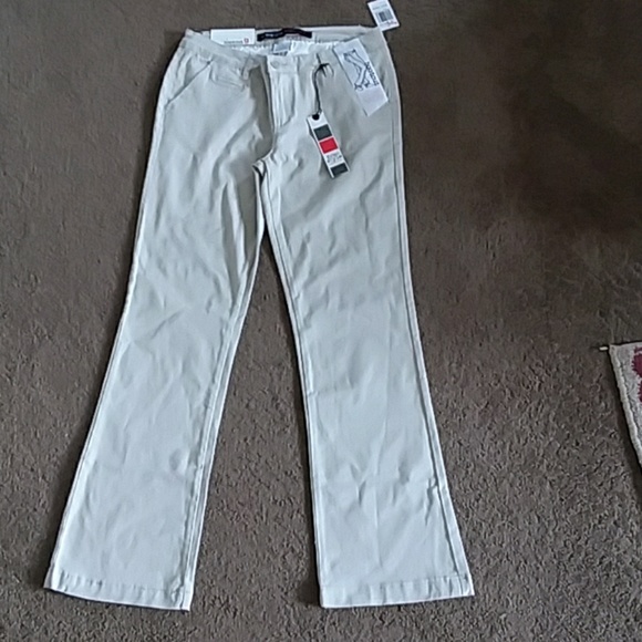 Juniors Freestyle Revolution  Khaki Bootcut Dress Pants SIZE 9  beige  NWT - Picture 3 of 4